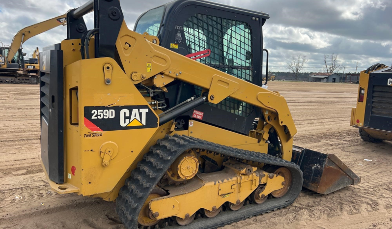 
								2015 CATERPILLAR 259D Skid Steer full									