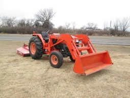 
										2009 KUBOTA L4400 with Slasher full									