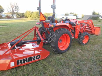2017 Kubota L3901D 4wd Tractor with Loader and Slasher