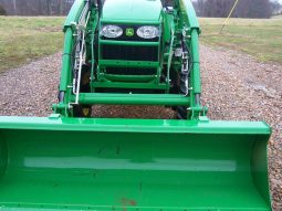 
										2008 John Deere 4wd 3520 Loader, Bucket, Boxblade full									