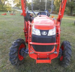 
										2017 Kubota L3901D 4wd Tractor with Loader and Slasher full									